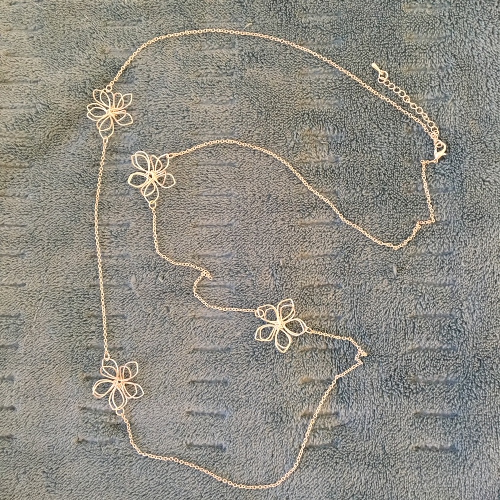 Flower necklace